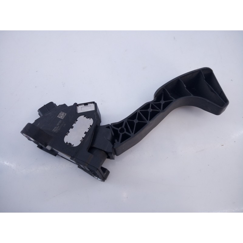 Recambio de pedal acelerador para toyota auris hybrid active referencia OEM IAM 7811002120 15049A E3-B2-44-1