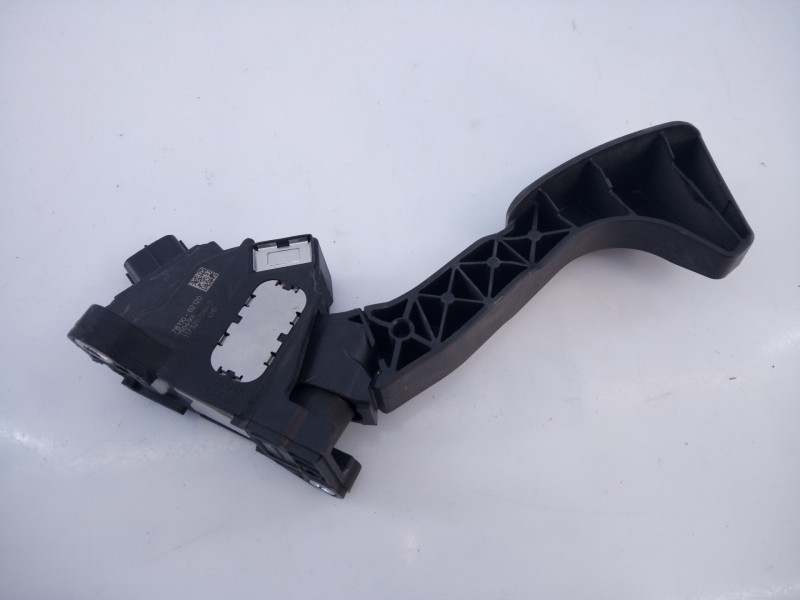 Recambio de pedal acelerador para toyota auris hybrid active referencia OEM IAM 7811002120 15049A E3-B2-44-1