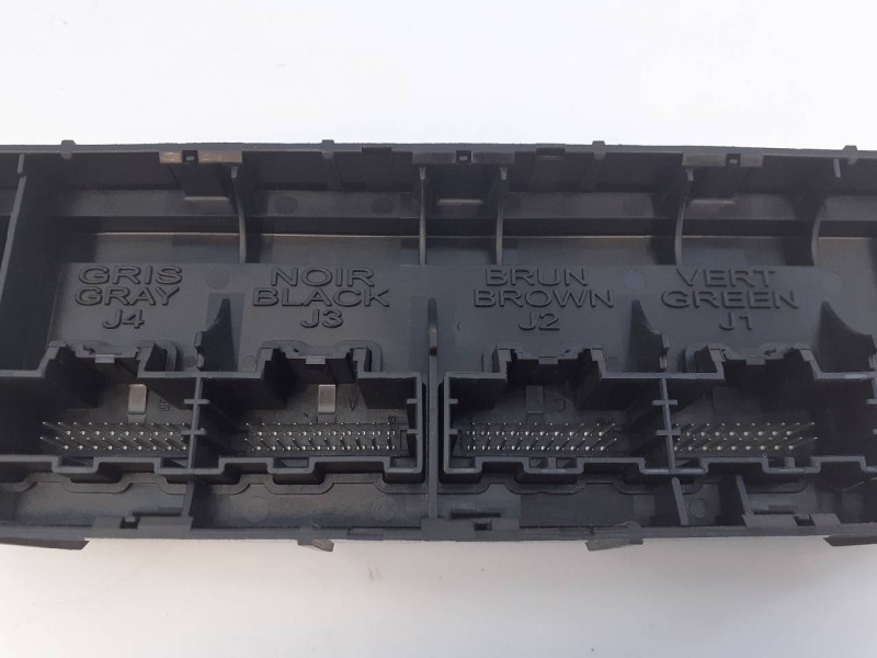 Recambio de modulo electronico para chevrolet cruze station wagon lt+ referencia OEM IAM 13585641  E3-A5-8-2