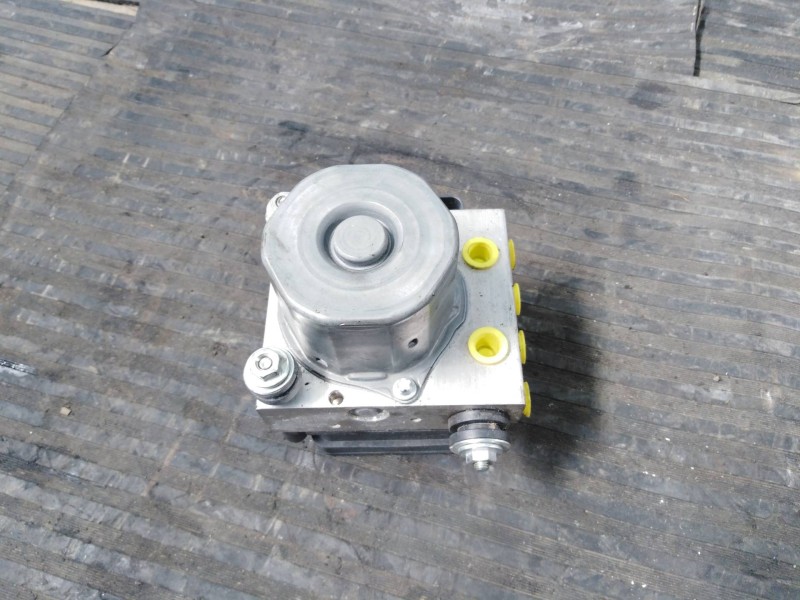 Recambio de abs para infiniti qx30 premium referencia OEM IAM A0914310400  P3-A8-5-5