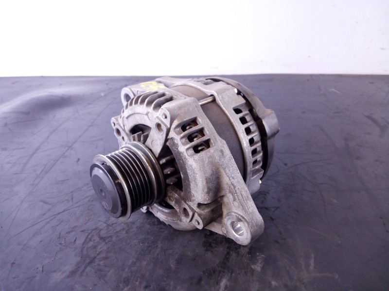Recambio de alternador para fiat freemont (345) lounge referencia OEM IAM P56029574AA TN1042101840 P3-A5-18-2