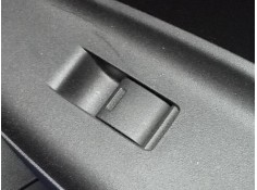 MANDO ELEVALUNAS TRASERO DERECHO 