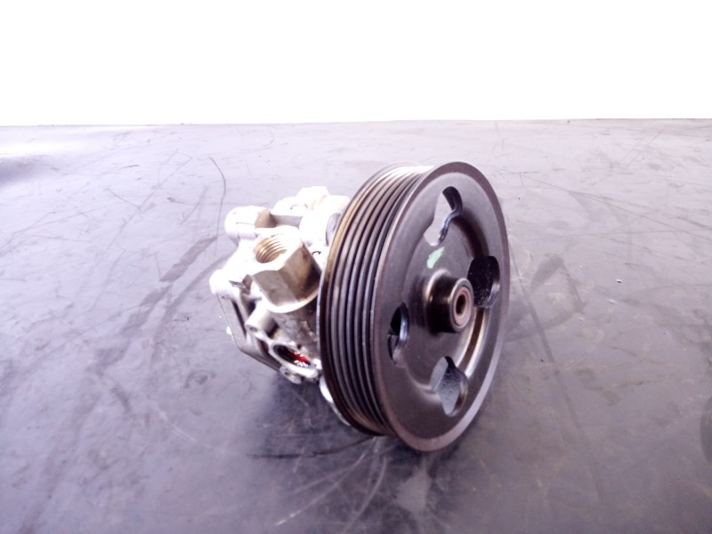 Recambio de bomba direccion para fiat freemont (345) lounge referencia OEM IAM   P3-B4-18-1