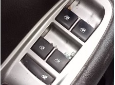 MANDO ELEVALUNAS DELANTERO IZQUIERDO 