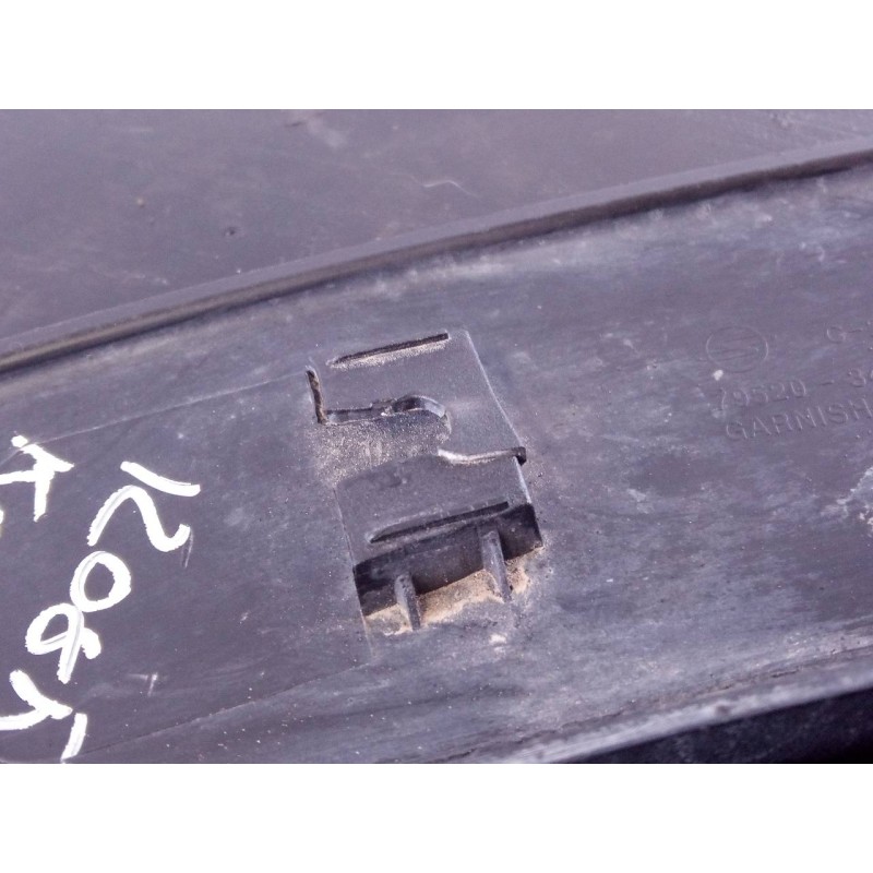 Recambio de aletin delantero derecho para ssangyong korando limited plus 4x4 referencia OEM IAM 7952034000  P2-B3-27