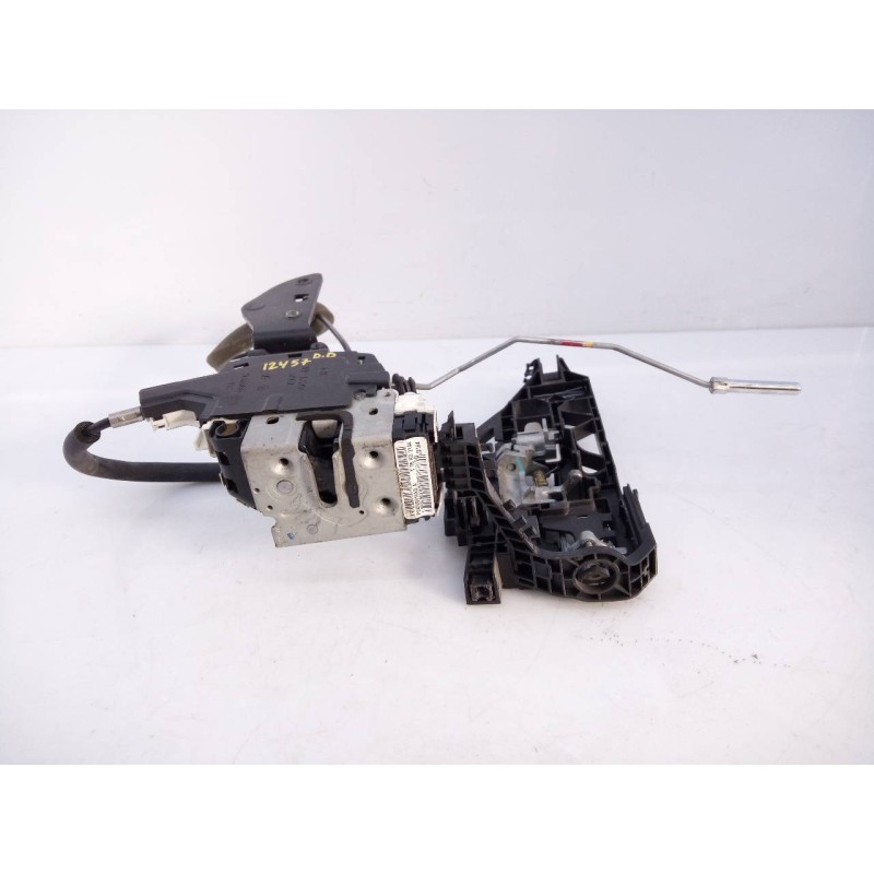 Recambio de cerradura puerta delantera derecha para fiat freemont (345) lounge referencia OEM IAM P04589916AD  E2-B2-50-2