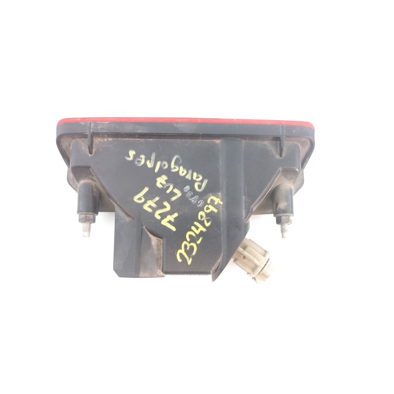 Recambio de piloto trasero central para nissan juke (f15) acenta referencia OEM IAM 23633005  E2-A4-49-2