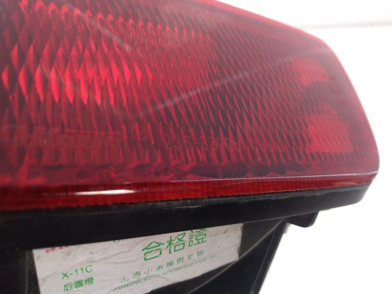 Recambio de piloto trasero central para nissan juke (f15) acenta referencia OEM IAM 23633005  E2-A4-49-2