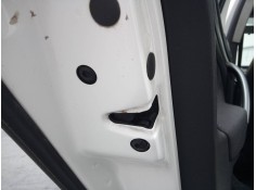 CERRADURA PUERTA TRASERA IZQUIERDA 