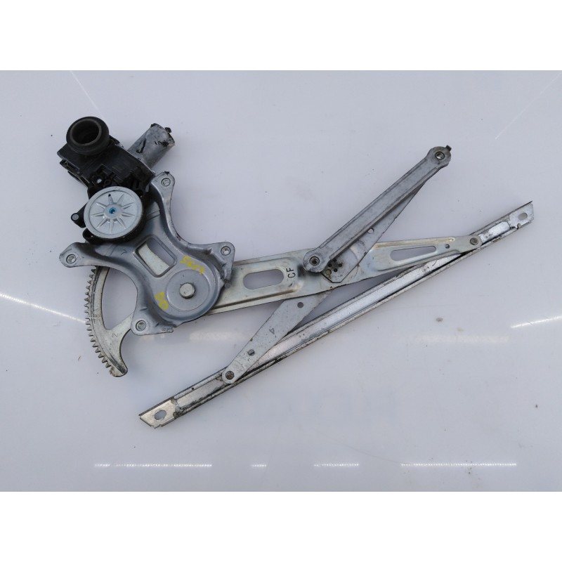 Recambio de elevalunas delantero derecho para toyota prius+ eco referencia OEM IAM 6980121020  E2-B4-15-1