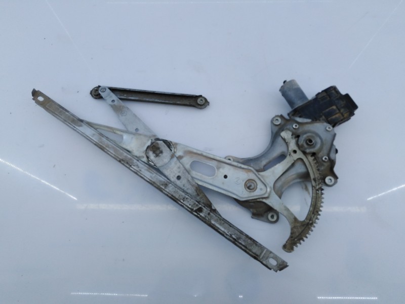 Recambio de elevalunas delantero derecho para toyota prius+ eco referencia OEM IAM 6980121020  E2-B4-15-1