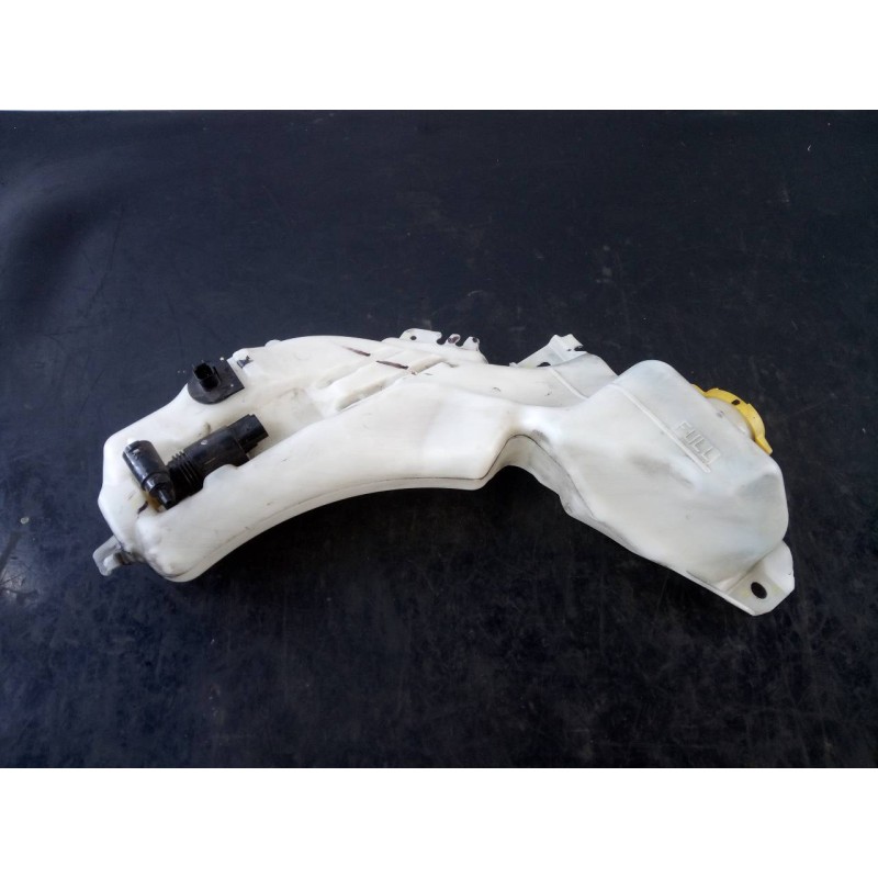 Recambio de deposito limpia para fiat freemont (345) lounge referencia OEM IAM 05116307AB  P2-B3-2