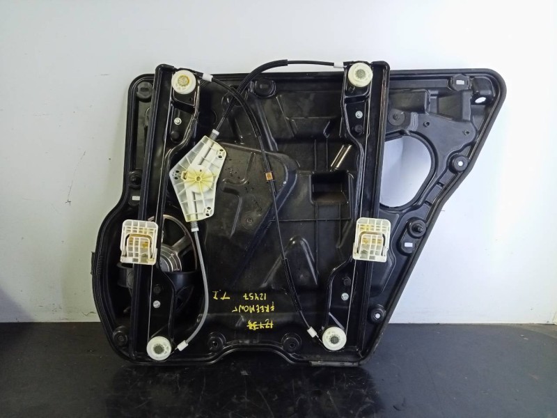 Recambio de elevalunas trasero izquierdo para fiat freemont (345) lounge referencia OEM IAM C21362100 140716 P2-A1-9