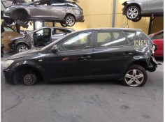 ELEVALUNAS TRASERO DERECHO 