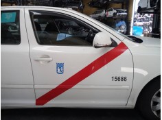 PUERTA DELANTERA DERECHA 