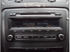 SISTEMA AUDIO / RADIO CD 