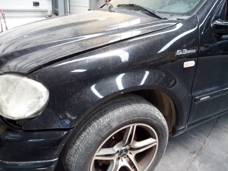 Recambio de aleta delantera izquierda para mercedes-benz clase m (w163) 270 cdi (163.113) referencia OEM IAM   