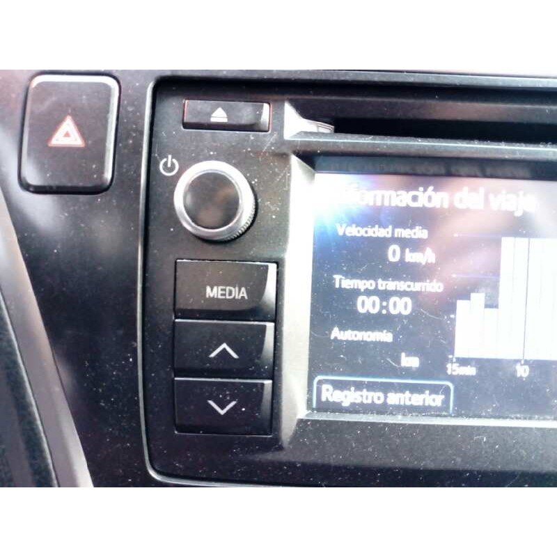 Recambio de sistema navegacion gps para toyota auris advance referencia OEM IAM 8614002010 CVVS02F3AE E3-B2-9-4