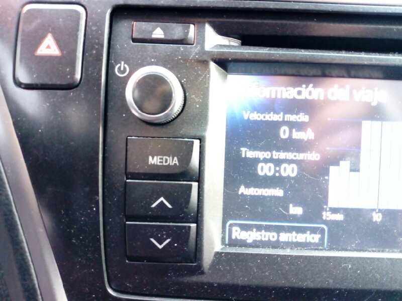 Recambio de sistema navegacion gps para toyota auris advance referencia OEM IAM 8614002010 CVVS02F3AE E3-B2-9-4