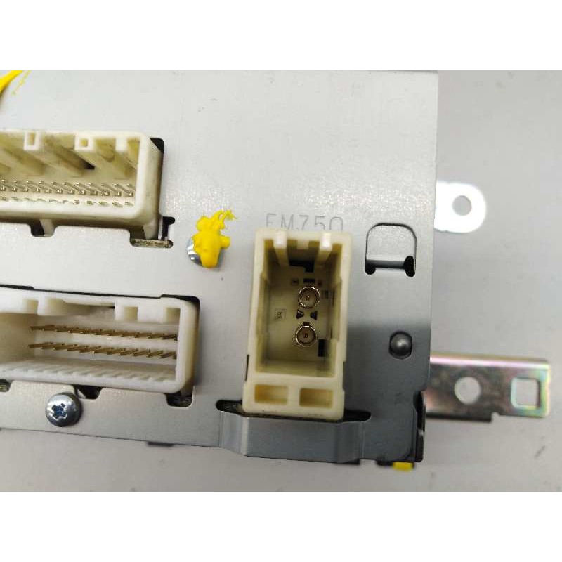 Recambio de sistema navegacion gps para toyota auris advance referencia OEM IAM 8614002010 CVVS02F3AE E3-B2-9-4