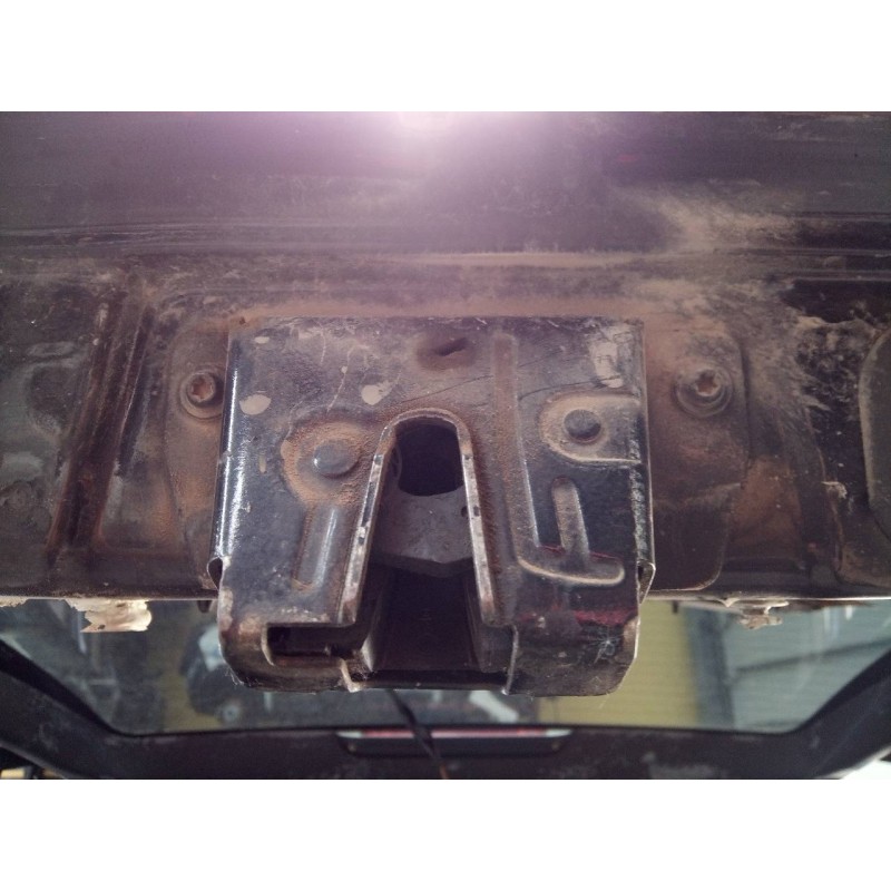 Recambio de cerradura maletero / porton para mercedes-benz clase m (w163) 270 cdi (163.113) referencia OEM IAM   