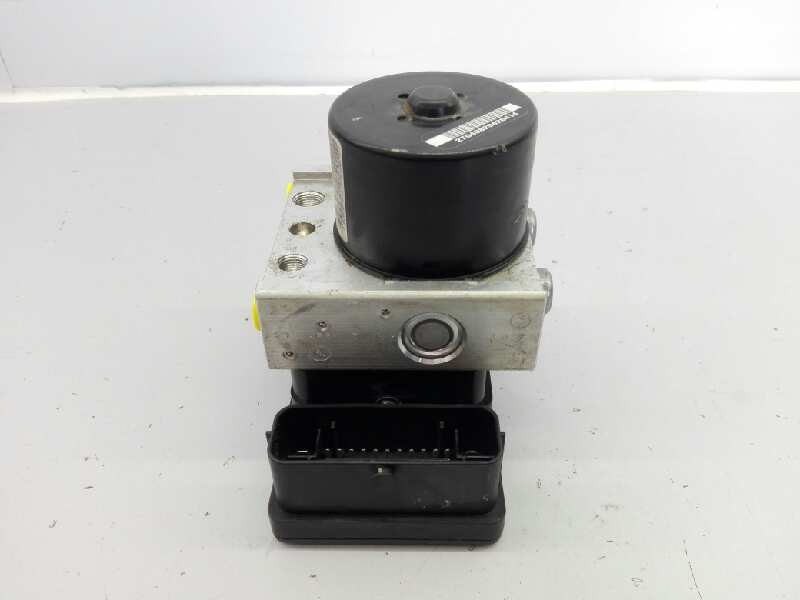 Recambio de abs para fiat doblo cargo basis kasten referencia OEM IAM 51902576 10020702334 E2-B2-5-2