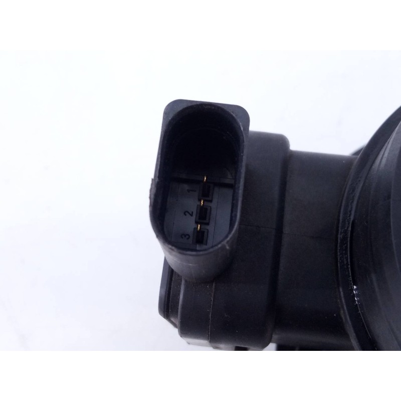 Recambio de caudalimetro para volkswagen polo (6r1) trend referencia OEM IAM 03L906461 5WK97023 E2-A1-30-3