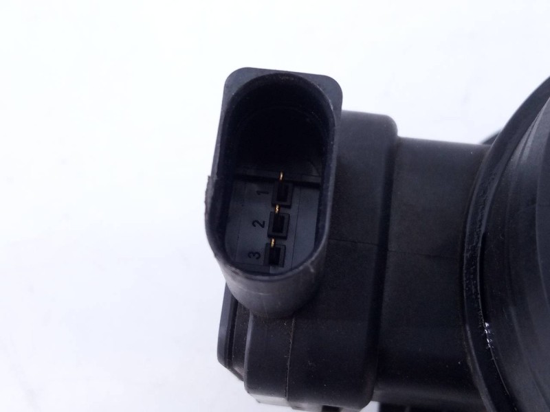 Recambio de caudalimetro para volkswagen polo (6r1) trend referencia OEM IAM 03L906461 5WK97023 E2-A1-30-3