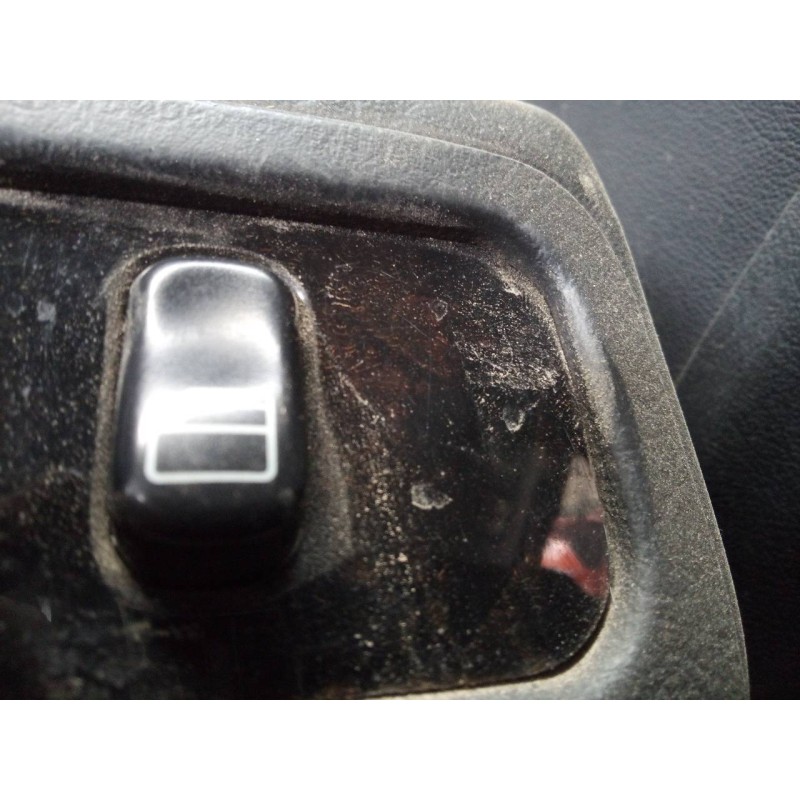 Recambio de mando elevalunas trasero derecho para mercedes-benz clase m (w163) 270 cdi (163.113) referencia OEM IAM   