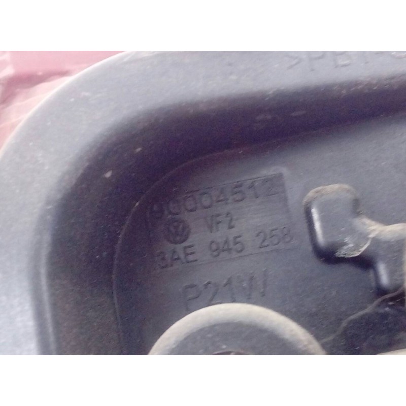 Recambio de piloto trasero derecho para volkswagen passat lim. (362) edition bluemotion referencia OEM IAM 3AE945096 90004512 E1
