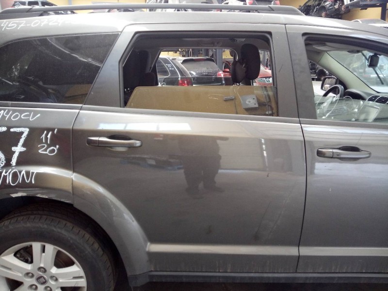 Recambio de puerta trasera derecha para fiat freemont (345) lounge referencia OEM IAM   