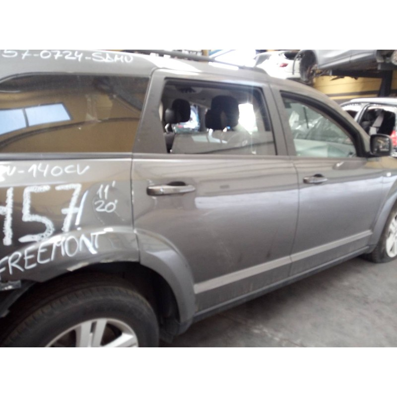 Recambio de puerta trasera derecha para fiat freemont (345) lounge referencia OEM IAM   