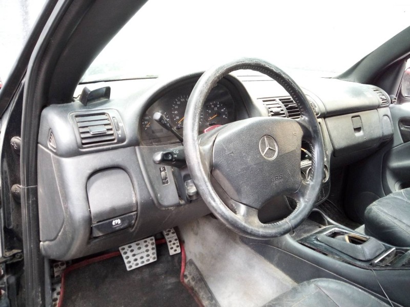 Recambio de salpicadero para mercedes-benz clase m (w163) 270 cdi (163.113) referencia OEM IAM   