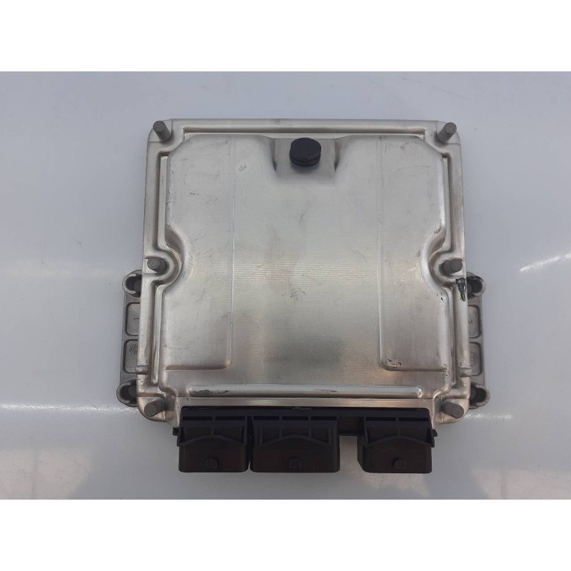 Recambio de centralita motor uce para citroën c5 berlina collection referencia OEM IAM 0281011780 9652966280 E3-B2-9-3