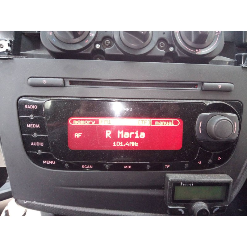 Recambio de sistema audio / radio cd para seat leon (1p1) emocion referencia OEM IAM 1P0035153  E2-A1-39-7