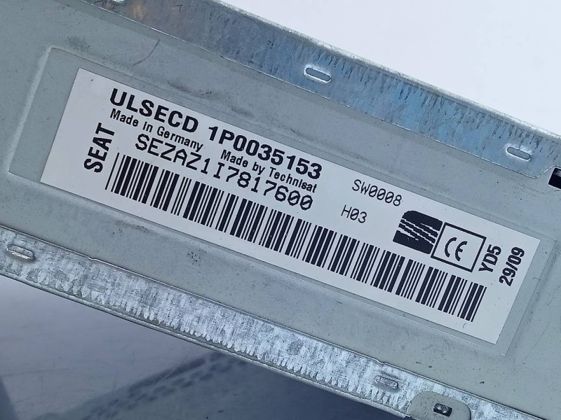 Recambio de sistema audio / radio cd para seat leon (1p1) emocion referencia OEM IAM 1P0035153  E2-A1-39-7