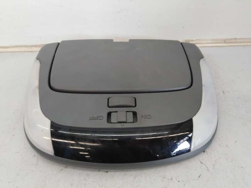 Recambio de luz interior para honda cr-v (rd8) es referencia OEM IAM 08A232E101001  E3-B5
