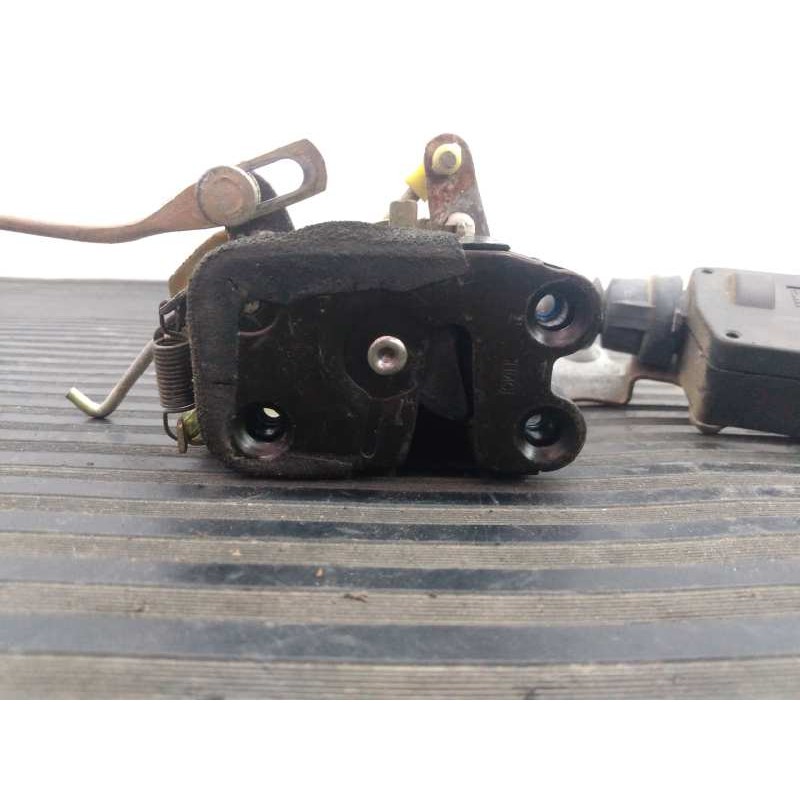 Recambio de cerradura puerta delantera derecha para mitsubishi galloper (hyundai) 2.5 td (3-ptas.) referencia OEM IAM   E2-B4-55