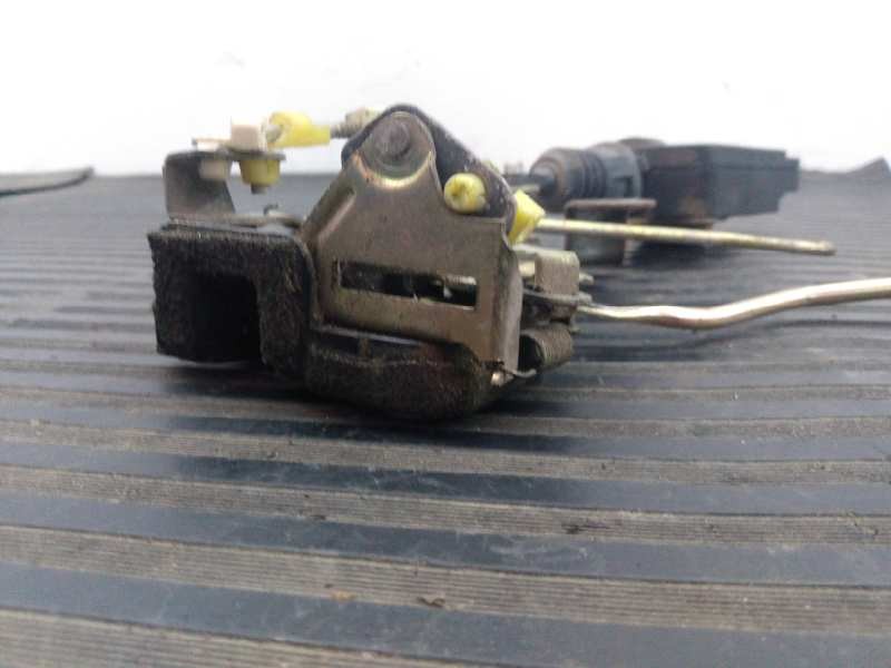 Recambio de cerradura puerta delantera derecha para mitsubishi galloper (hyundai) 2.5 td (3-ptas.) referencia OEM IAM   E2-B4-55