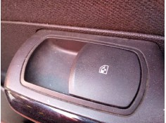 MANDO ELEVALUNAS DELANTERO DERECHO 