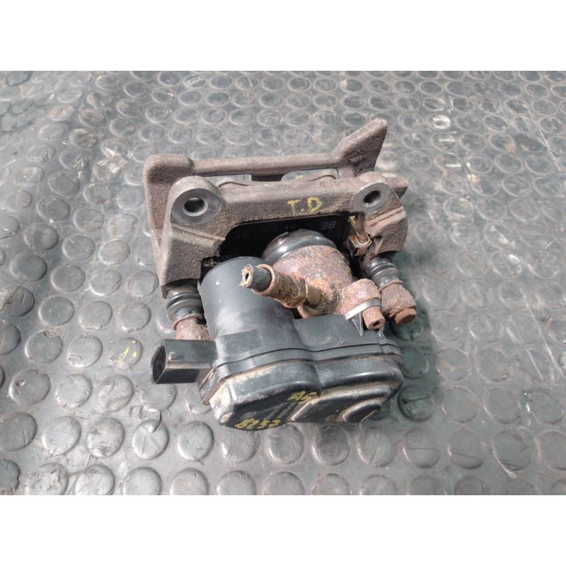Recambio de pinza freno trasera derecha para audi a5 coupe (8t) 2.7 tdi referencia OEM IAM 32335478  P1-B5-32