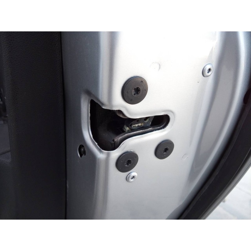 Recambio de cerradura puerta trasera derecha para renault scenic iii grand dynamique referencia OEM IAM   