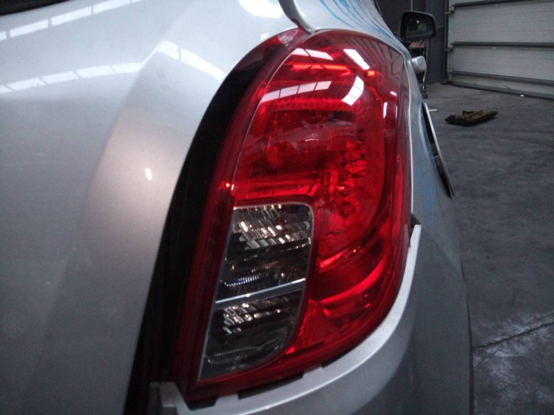 Recambio de piloto trasero derecho para opel mokka x excellence start/stop 4x4 referencia OEM IAM   