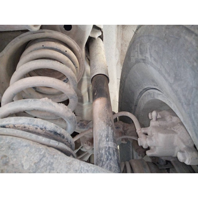 Recambio de amortiguador trasero derecho para mitsubishi montero (v60/v70) 2.5 tdi sahel (3-ptas.) referencia OEM IAM   