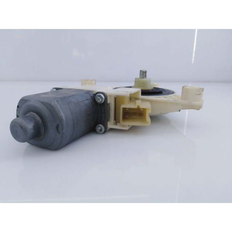 Recambio de motor elevalunas delantero derecho para mercedes-benz clase c (w204) berlina c 220 cdi (204.008) referencia OEM IAM 