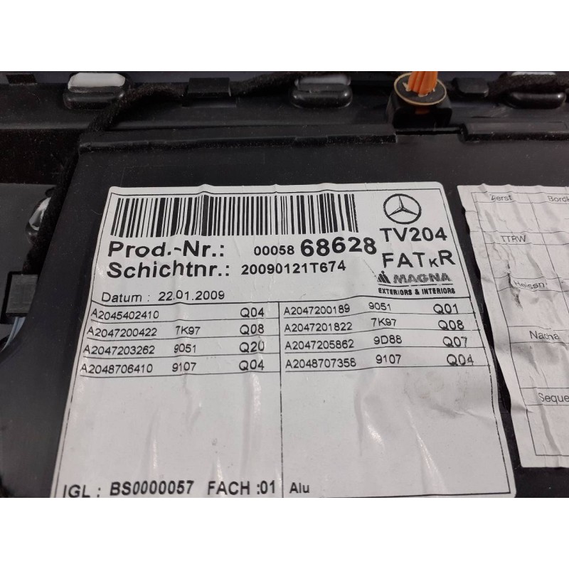 Recambio de guarnecido puerta delantera derecha para mercedes-benz clase c (w204) berlina c 220 cdi (204.008) referencia OEM IAM