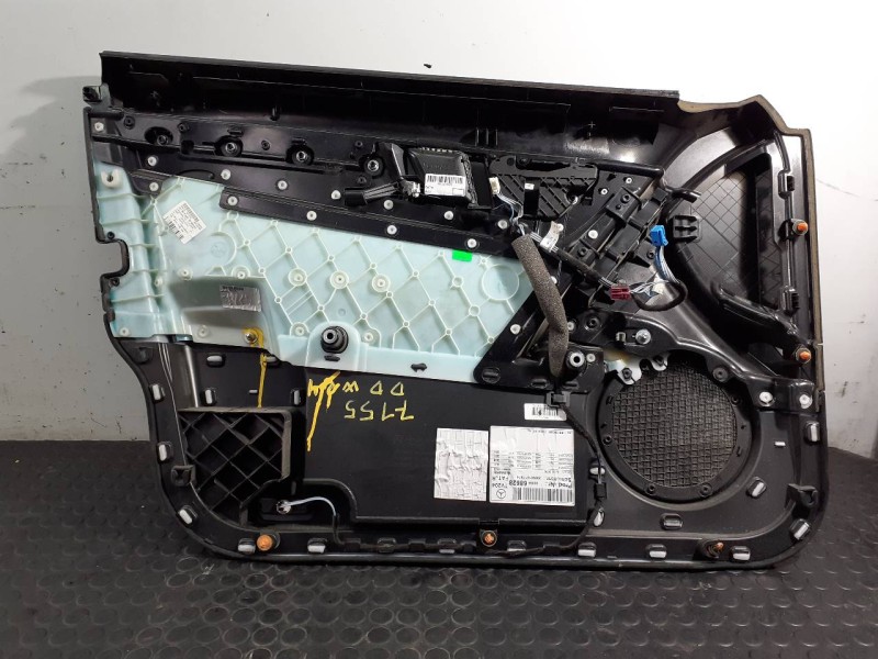 Recambio de guarnecido puerta delantera derecha para mercedes-benz clase c (w204) berlina c 220 cdi (204.008) referencia OEM IAM