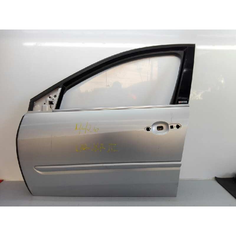 Recambio de puerta delantera izquierda para renault laguna grandtour iii gt referencia OEM IAM   