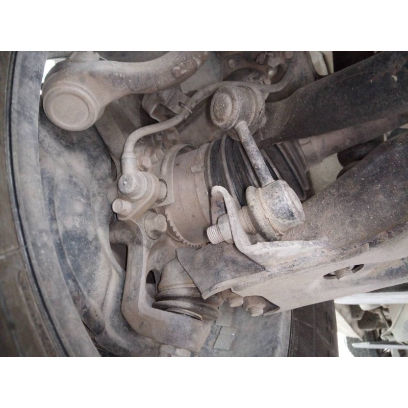 Recambio de mangueta delantera derecha para mitsubishi montero (v60/v70) 2.5 tdi sahel (3-ptas.) referencia OEM IAM   