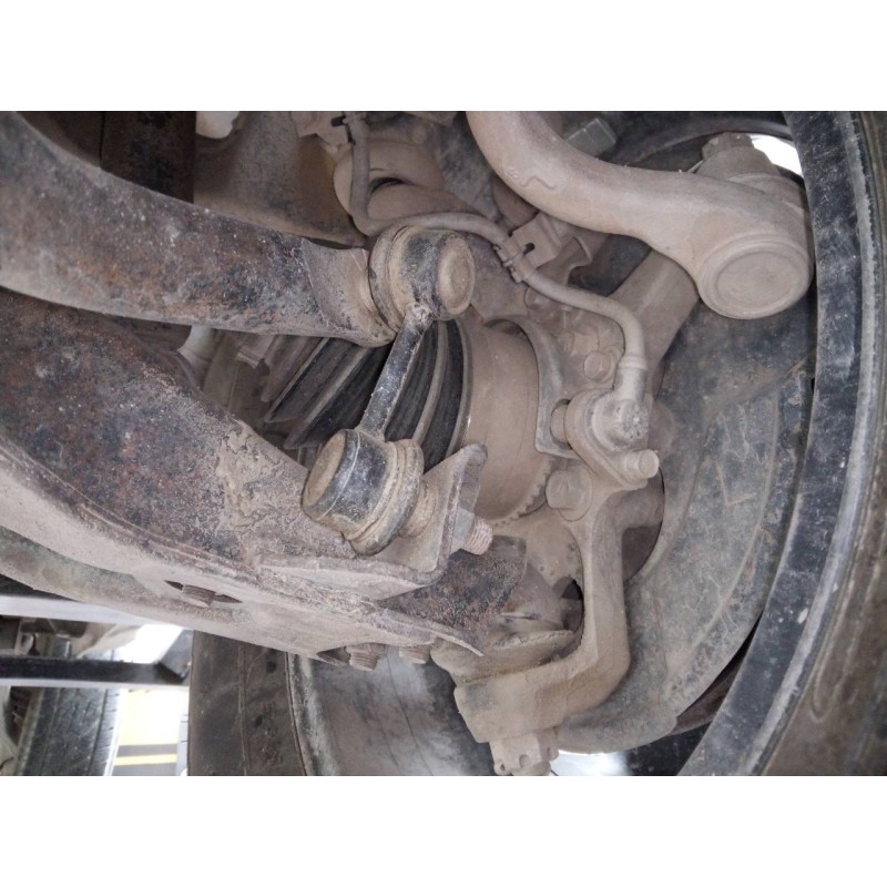 Recambio de mangueta delantera izquierda para mitsubishi montero (v60/v70) 2.5 tdi sahel (3-ptas.) referencia OEM IAM   